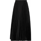 Usha Saia preto
