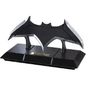 Noble Collection Figura Réplica De Batarang Batman