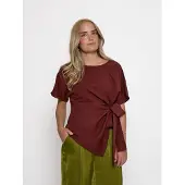 Peppercorn Top 'Rebecca' vermelho