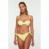 Trendyol Cueca biquíni 'TBESS22BA0074' amarelo limão / branco