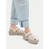 Crocs Chinelos Stomp Fisherman