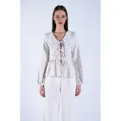 Trend Alaçatı Stili Blusa ecru / cinzento claro