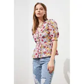 Trendyol Blusa azul claro / cor-de-rosa / arando / branco