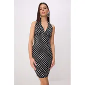 Trendyol Vestido preto / branco