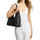Michael Kors Mala de ombro 'Nayla' preto