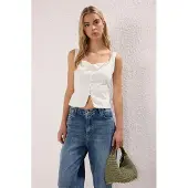 Trendyol Blusa ecru