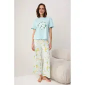 Trendyol Pijama azul pastel / azul claro / amarelo / verde