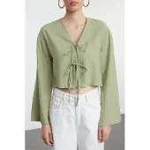 Trendyol Blusa verde claro