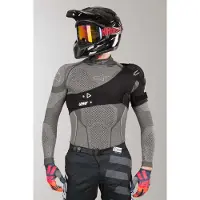 Leatt Protetores De Ombro Brace Left