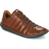 Camper para homem. 18751-049 Chinelos de couro de escaravelho castanho (44), Marrom, Plano, Nenhum, Casual