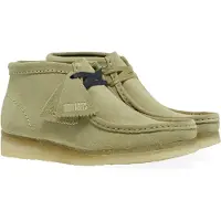 Clarks para homem. 26155520 Botins Wallabee em pele bege (41), 1 a 3cm, Camurça, Cordão, Casual