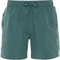 s.Oliver Calções de banho 'Noah' esmeralda / branco