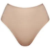 Gisela Cueca modeladora nude