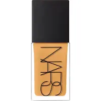 Nars Base iluminadora Light Reflecting para um look natural cor PHOENIX 30 ml