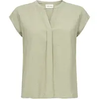 Cream Blusa verde pastel