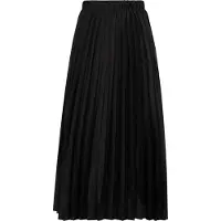 Usha Saia preto