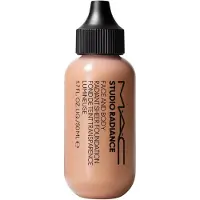 M.A.C Studio Radiance Face e Body 50ml Full body radiance w2