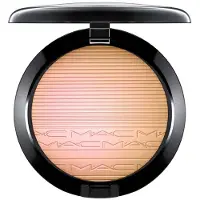 MAC Extra Dimension Skinfinish show gold