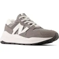 New Balance Tênis 57/40