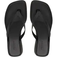 Vagabond SHOEMAKERS Chinelos de dedo 'Izzy' preto