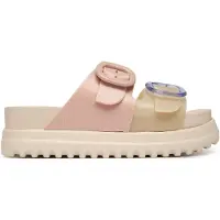 Melissa Chinelos Cozy Platform