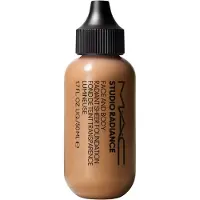 MAC Studio Radiance Face and Body — fondotinta radioso waterproof 50 ml - Shade: C5