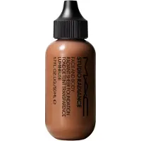 MAC Studio Radiance Base transparente radiante para rosto e corpo 50 Ml W5