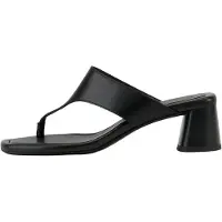 Vagabond SHOEMAKERS Chinelos de dedo 'Evie' preto