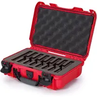 Nanuk 909 mala com espuma para 8 facas, vermelho
