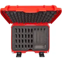 Nanuk 915 mala com espuma para 28 facas, vermelho