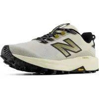 New Balance Sapatilhas baixas 'Rebel Trail' oliveira / preto / offwhite