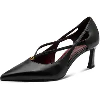 Tamaris Sapatos de salto preto