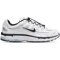 Nike Sapatilhas baixas 'P-6000' cinzento / preto / branco