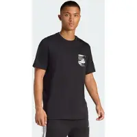 Adidas T-SHIRT GRÁFICA COM BOLSOS BORDADOS EM CAMUFLADO