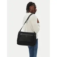 Calvin Klein Messenger preto