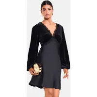 Friends Like These Vestido preto