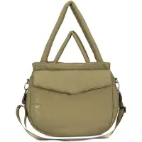 Expatrié Shopper 'Poppy' oliveira