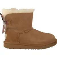 Ugg Bota de neve 'Bailey Bow II' castanho de castanha